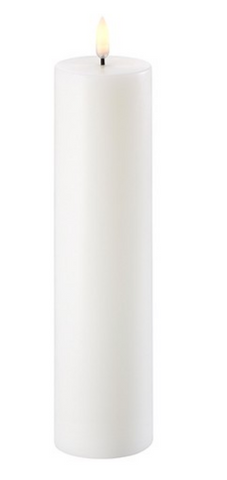 Pillar Candle (5.8 x 22 cm)