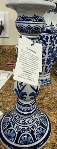 Large Blue & white vase