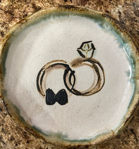 Ring Pottery Dish