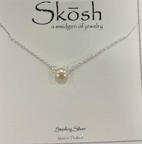 White Pearl Skosh Necklace/ Silver