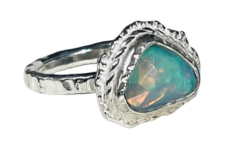 Welo Opal Gemstone Ring